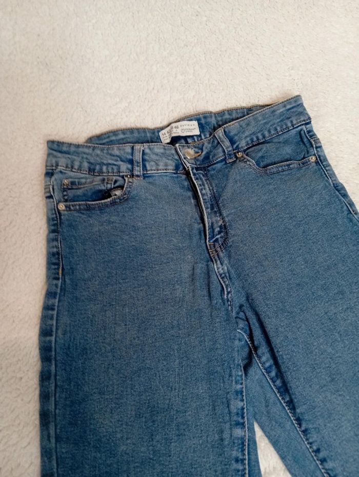 Jean court taille 42 - photo numéro 2