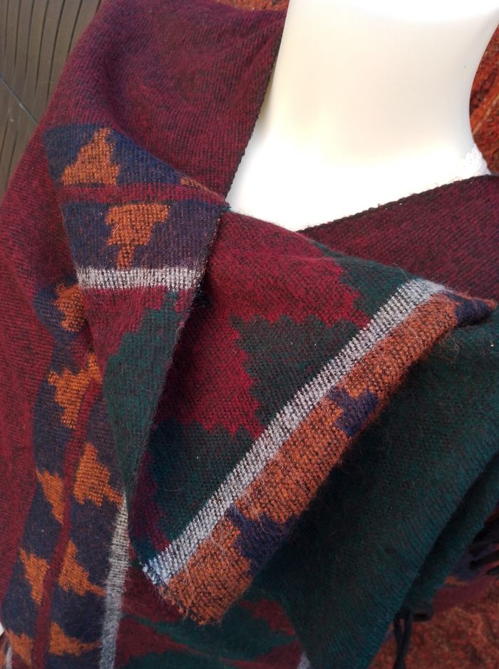 Grand châle vintage - photo numéro 3