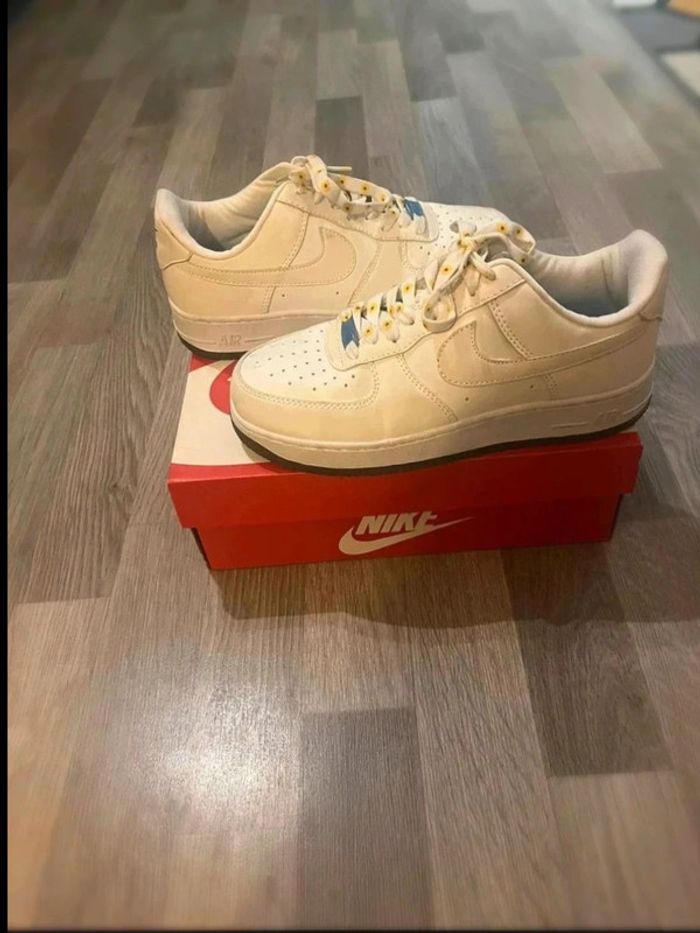 Basket Nike force 1 taille 40 - photo numéro 3