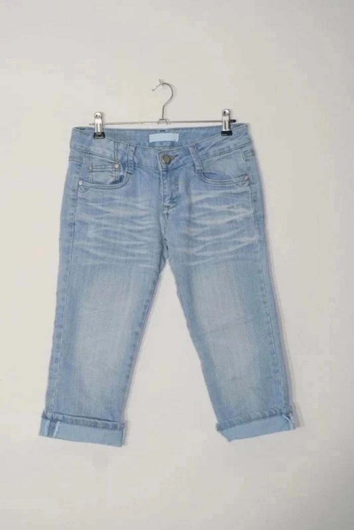 Jeans pantacourt taille petit 38
