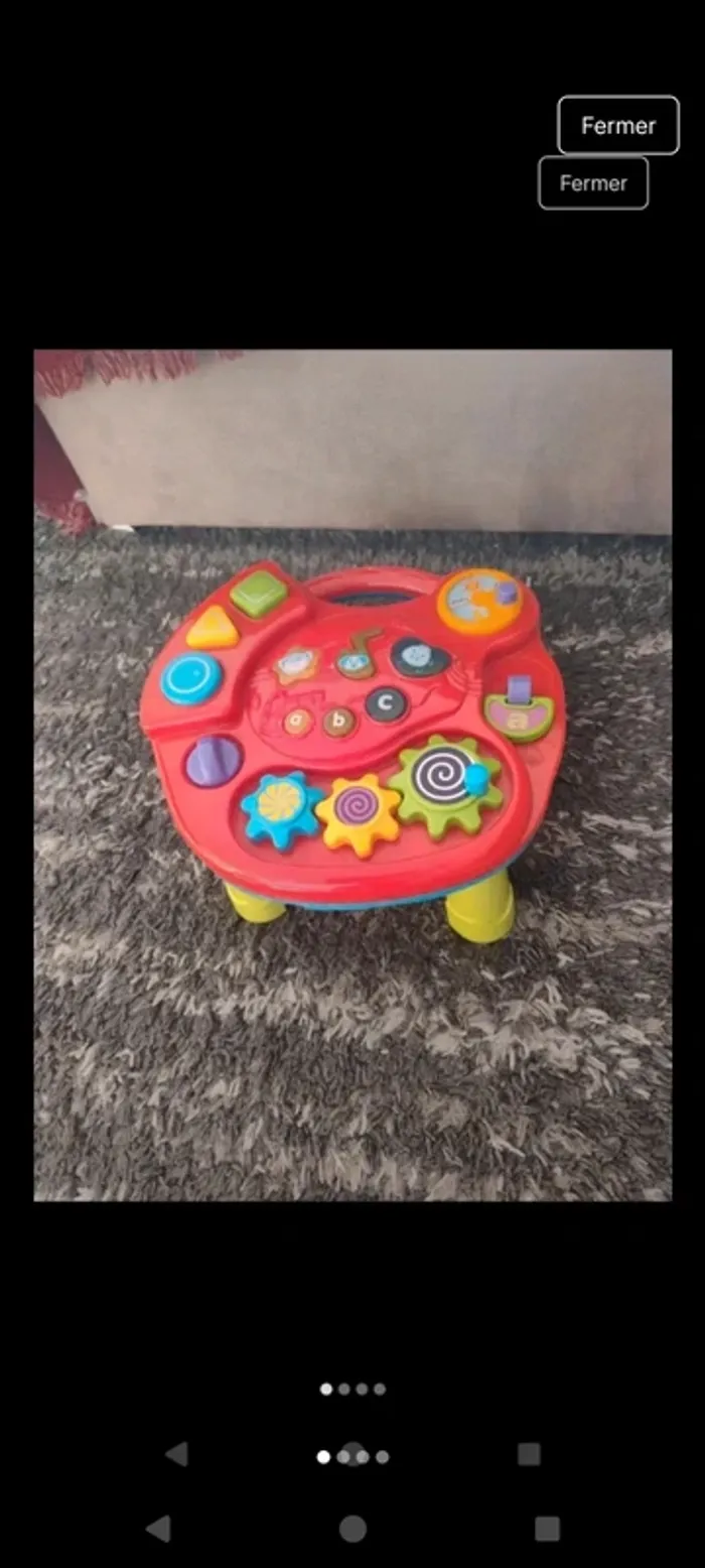 Activity and music table / Table musical d'activités