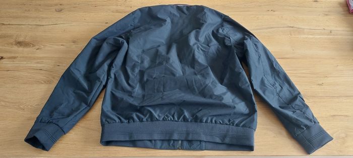 Veste. - photo numéro 2