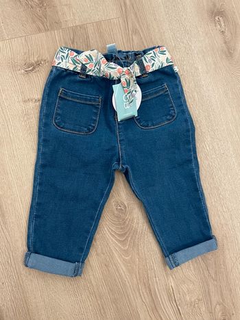 Jeans Obaibi neuf avec étiquette 12M