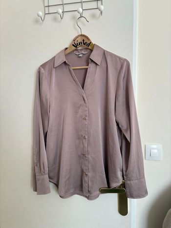 Chemise satinée mauve H&M – Taille S – Très bon état