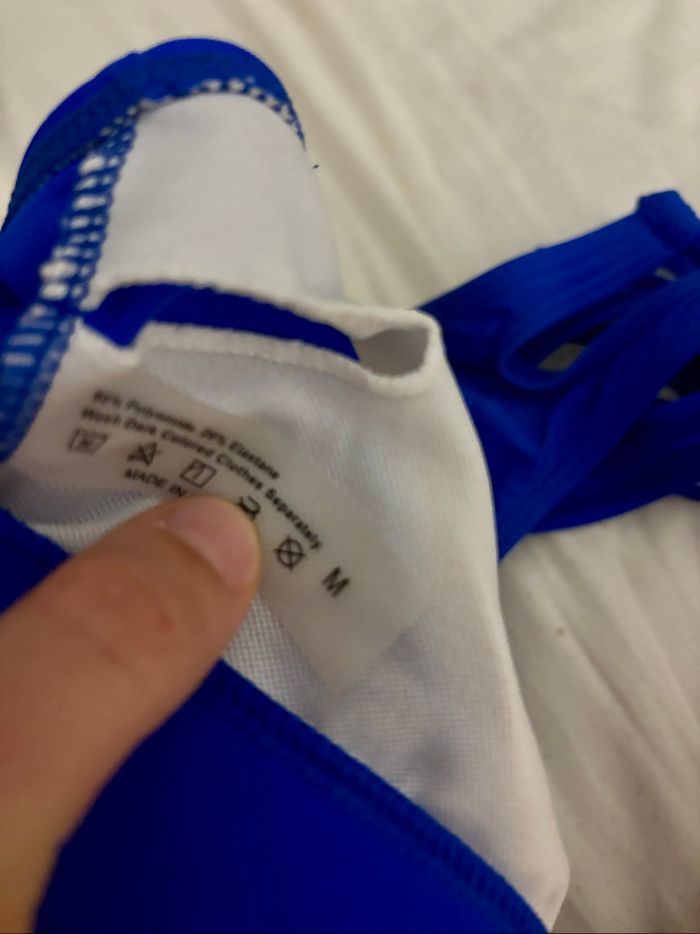Maillot de bain bleu - photo numéro 4
