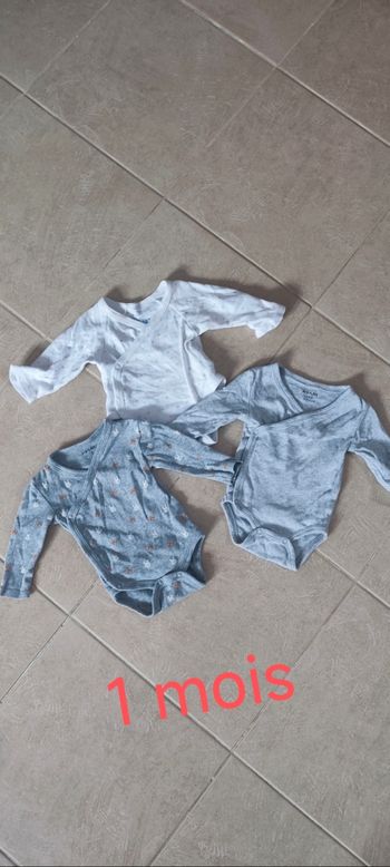 Bodies 1 mois 