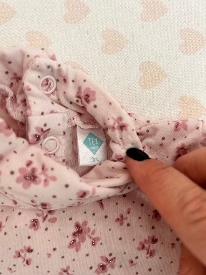 Sous pull à fleurs - photo numéro 3