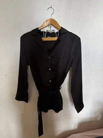 Chemisier noir satin Étal Lingerie