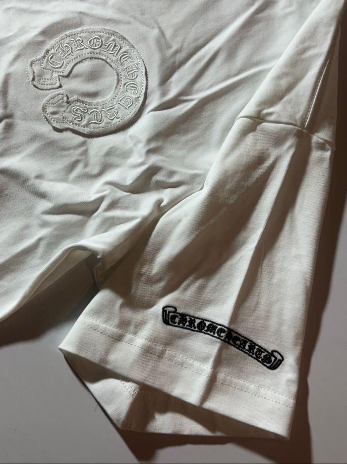 T-shirt chrome Hearts neuf avec étiquette - photo numéro 7