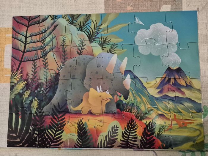 Puzzle Djeco 24 pièces - Dinosaurs - 0 à 3 ans