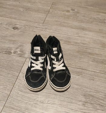 Vans montante noire très bon état 23.5