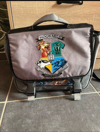 Cartable Harry Potter + 2 trousses