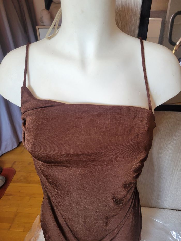 Jolie robe. - photo numéro 2