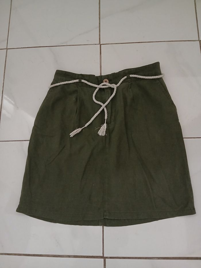 Jupe femme d ete en cton taille 38 marque cache cache - photo numéro 3