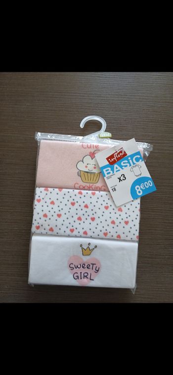 Lot de 3 bodies fille manches courtes 18 mois