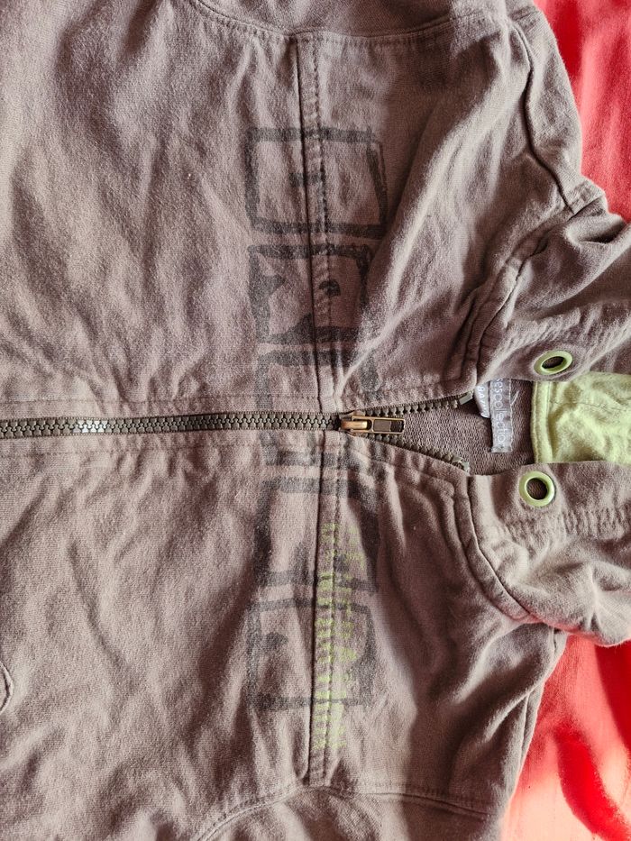 2 sweets zippés dont 1 a capuche - photo numéro 7