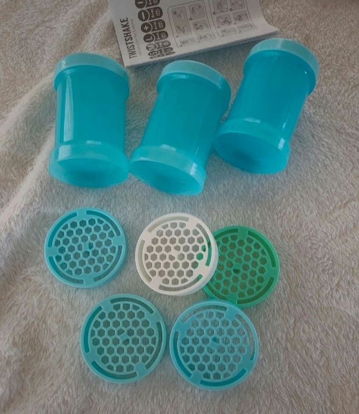 Lot biberons anti colic twistshake 330ml
donne containers - photo numéro 8
