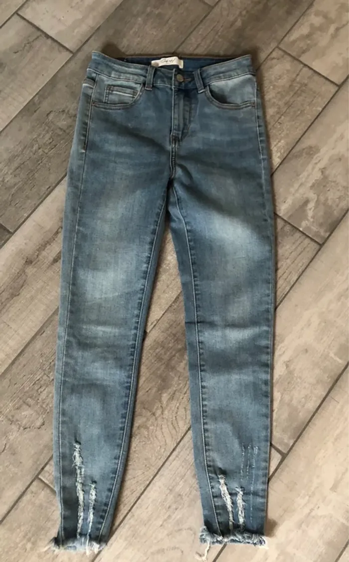 Skinny Jean bleu Cindy H TBE Taille 36