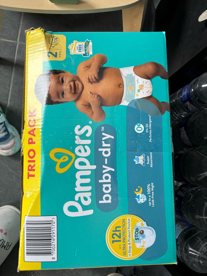 Pampers taille 2 174 couches baby dry trio pack - photo numéro 3