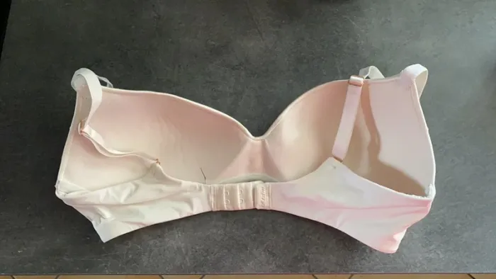 Soutien gorge - photo numéro 2