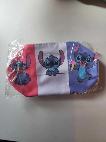 trousse scolaire stitch