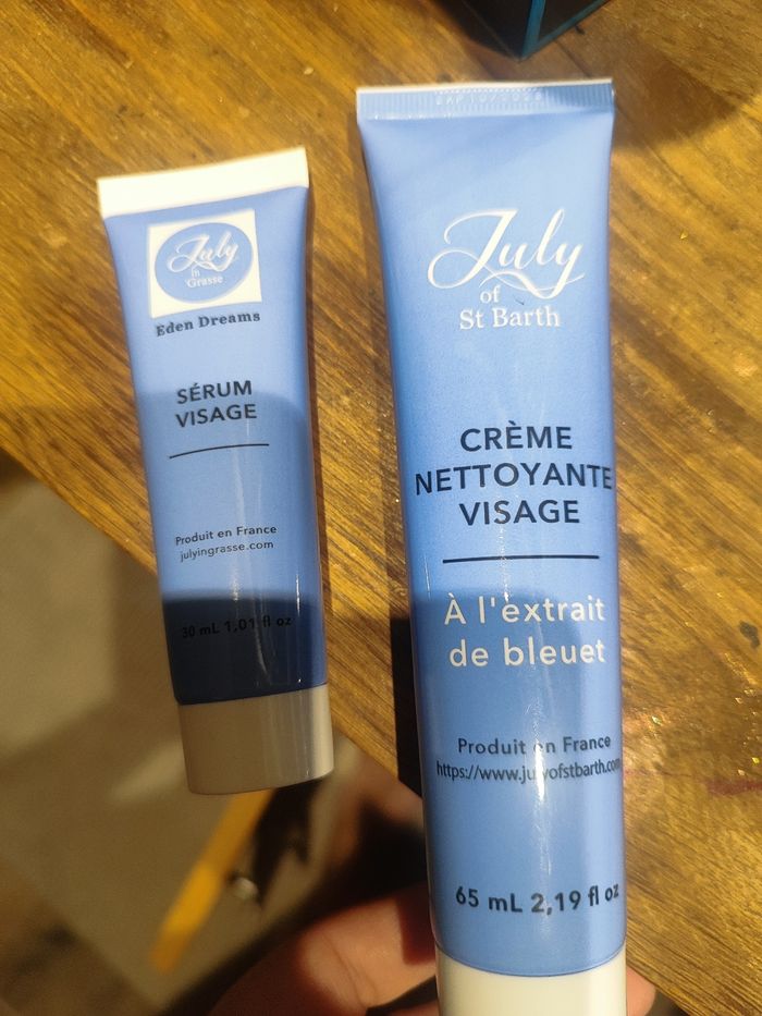Lot de produits July neuf