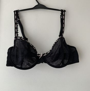 Soutien-gorge noir avec ruban rose - 95B - Steffy Lingerie