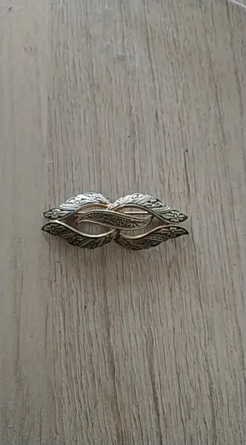 Broche