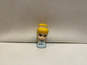 Figurine cendrillon 