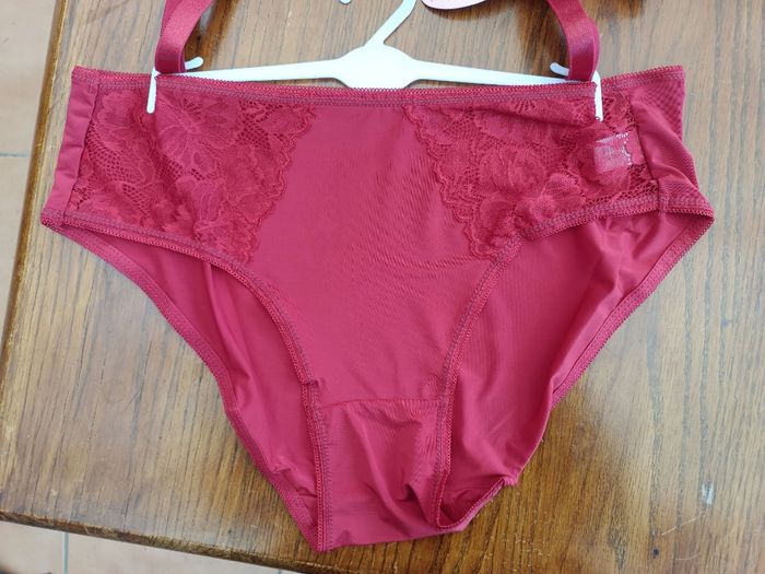 Ensemble lingerie - photo numéro 3