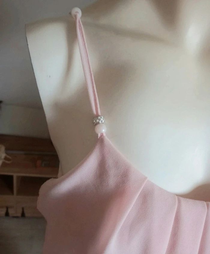 Jolie robe rose taille S - photo numéro 3