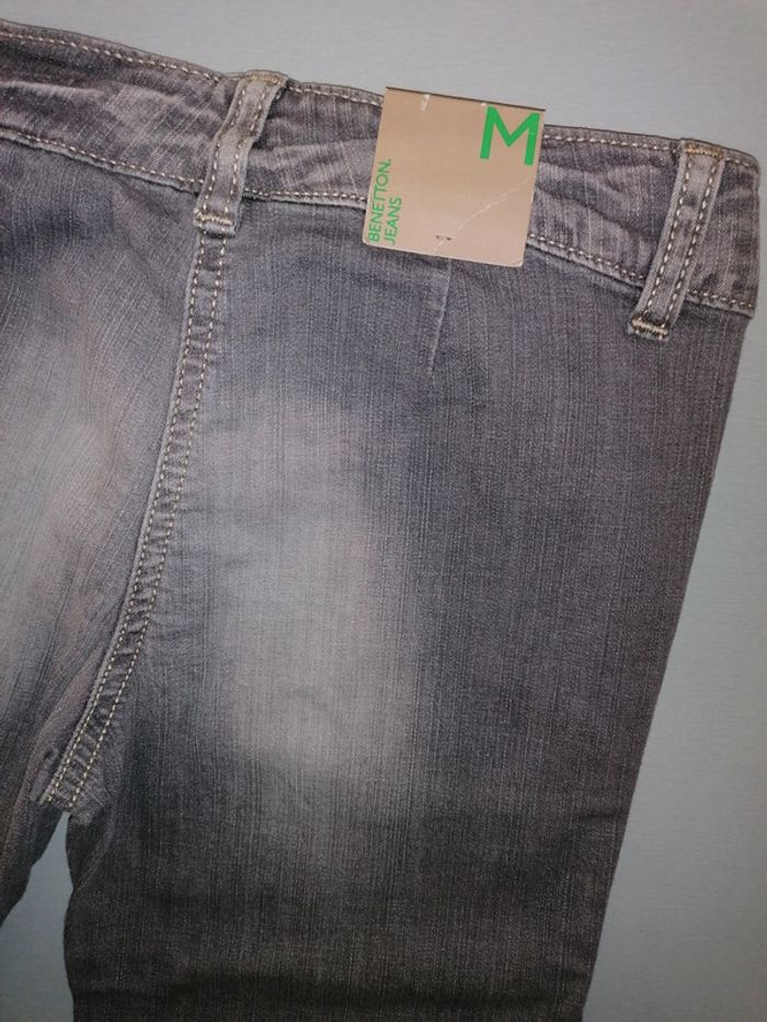 Jeans court gris 8ans 130cm neuf - photo numéro 4