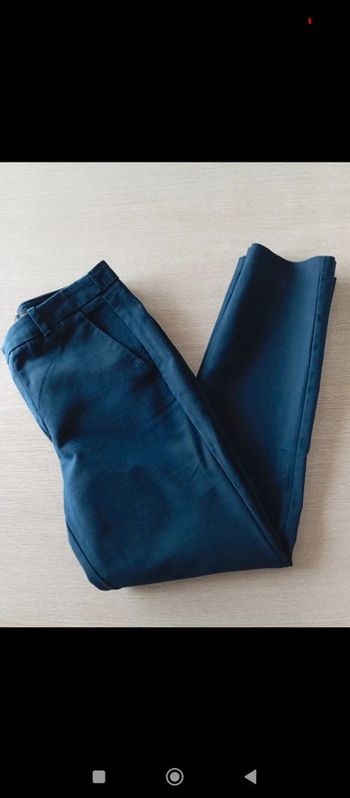 Pantalon style chino Zara