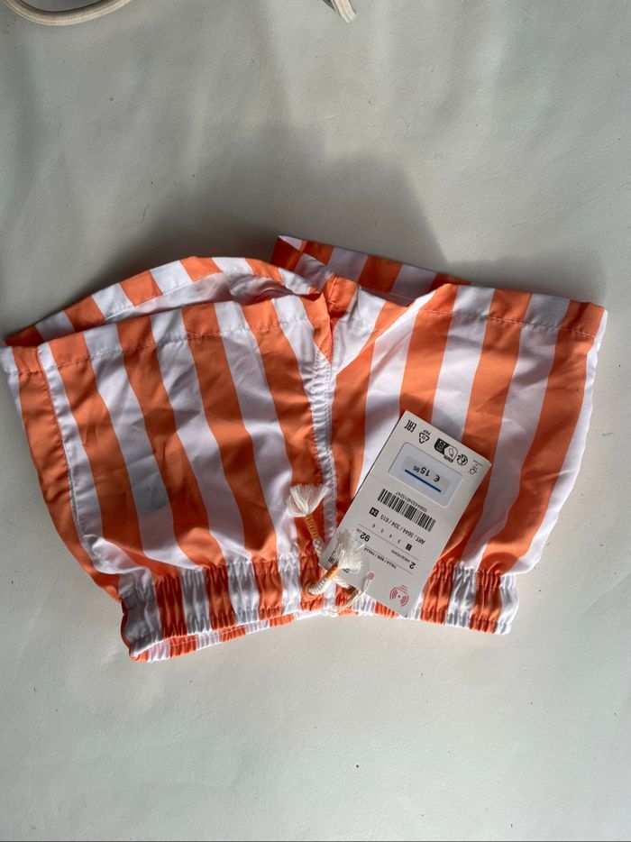 Short bain Zara 2 ans neuf