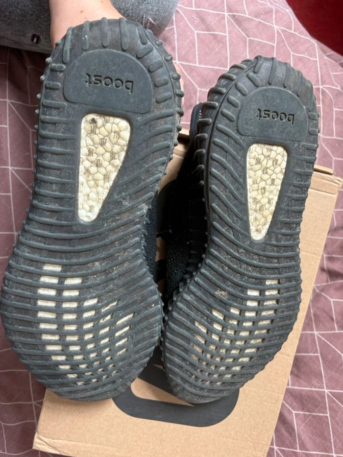 Yeezy Boost 350 V2 - photo numéro 4