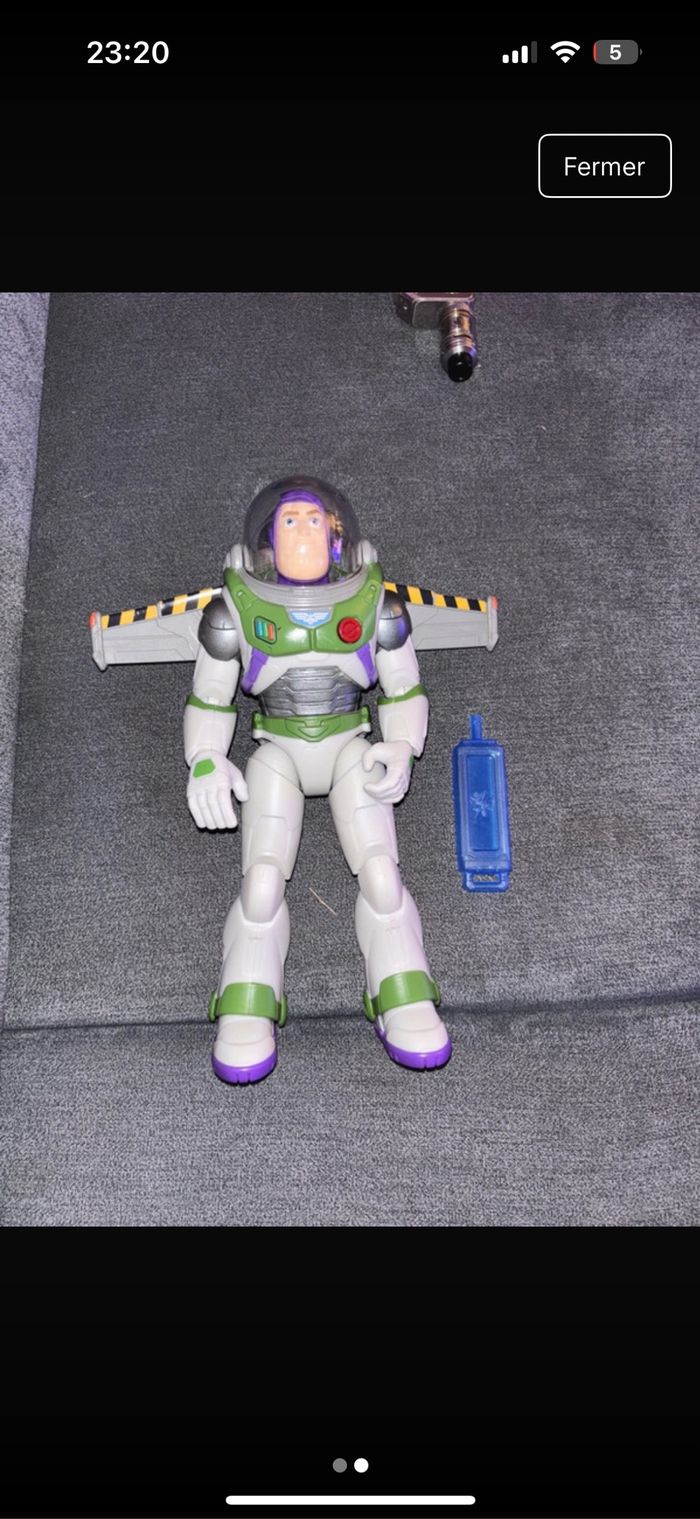 Buzz l’éclair - photo numéro 2