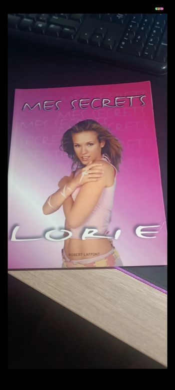 Livre lorie mes secrets