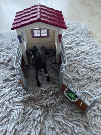 Box avec cheval Schleich
