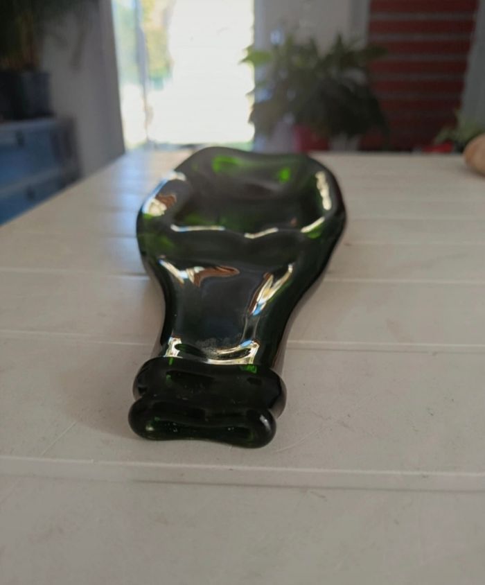 Plateau/Vide-Poche Upcycling | Bouteille de Vin Écrasée Unique | Déco & Apéritif - photo numéro 5