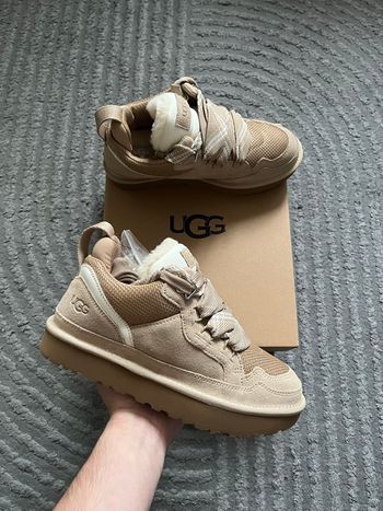 UGG Lowmel Sand / Beige Taille 39