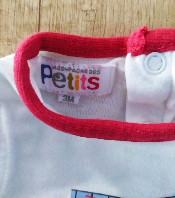 T-shirt manches longues garçon rouge et crème 3 mois La compagnie des petits - photo numéro 2