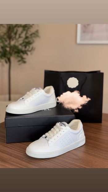 Baskets blanches neuves