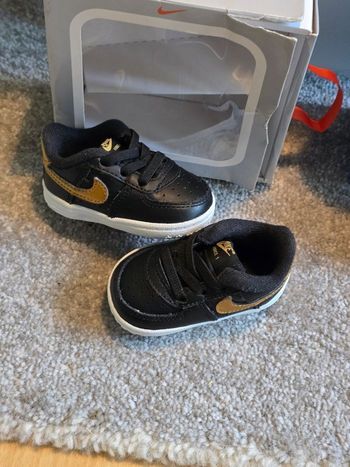 ❤️⚘️🤩   Baskets air force one nike Pointure 17 mixtes 😍🤩⚘️