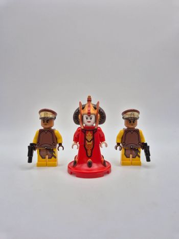 Figurines type lego La Reine Amidala + 2 gardes de Naboo star wars