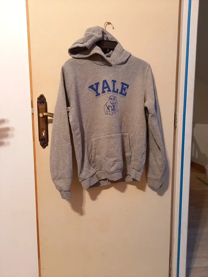 Pull gris - photo numéro 2
