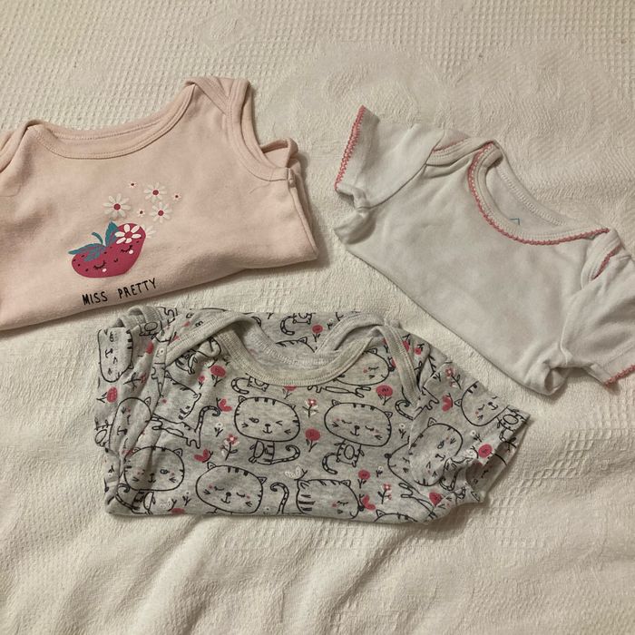 Lot de 3 bodys 18 mois