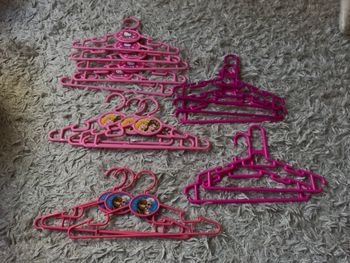 Cintres Disney