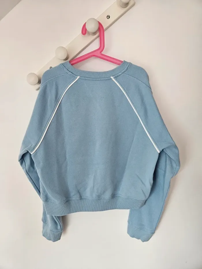Beau sweat fille 11-12 ans - photo numéro 2