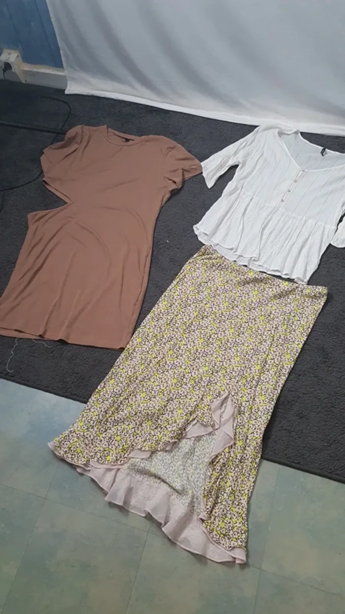 Lot de 38 vêtements idéal revendeur ou friperie - photo numéro 11