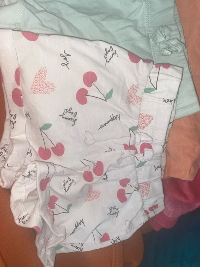 Lots shorts - photo numéro 2